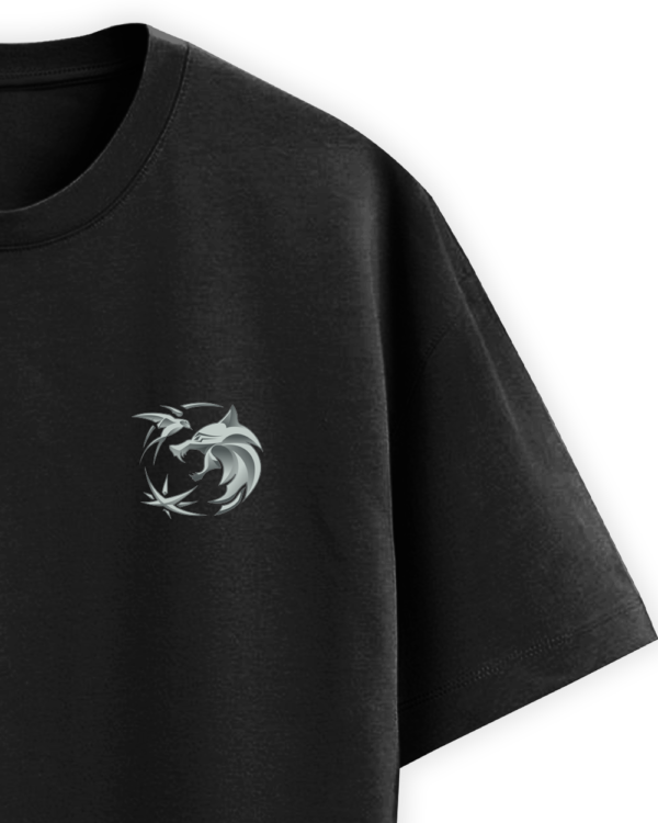 Camiseta The Witcher - 'Geralt, Yennefer e Ciri'